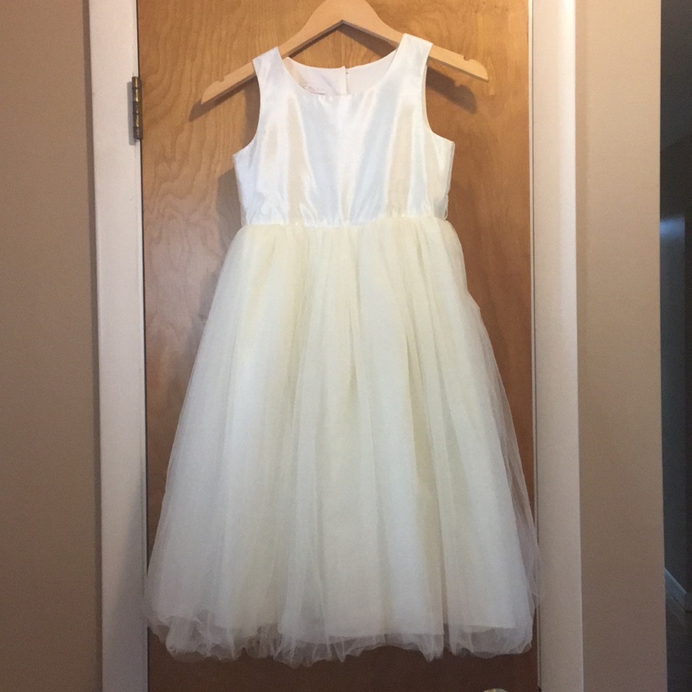 LIKE NEW! Worn once Ivory Flower Girl Dress